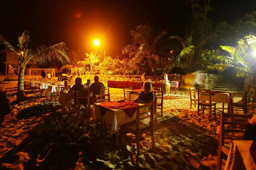 קאט בה Monkey Island Resort מראה חיצוני תמונה